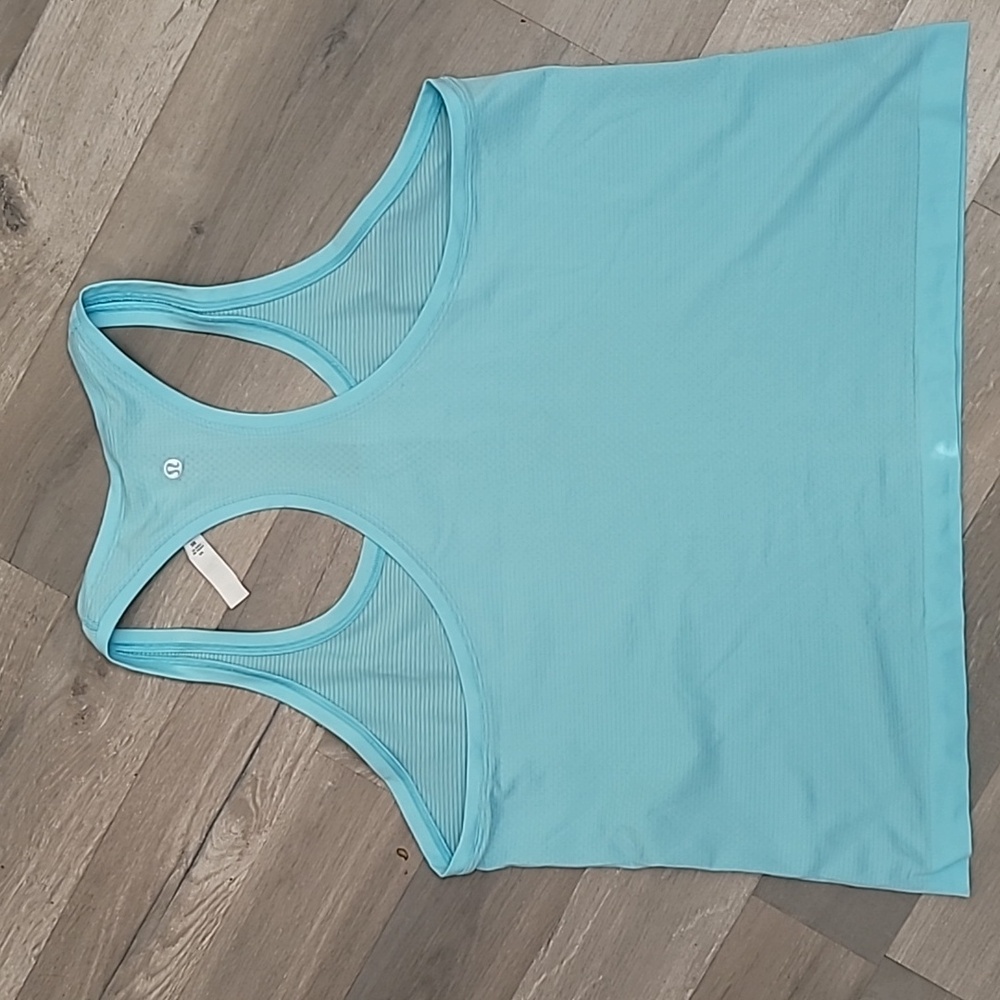 Lululemon Swiftly Tech Racerback Tank 2.0 in Icing Blue Size 14 Like new - Picture 4 of 7